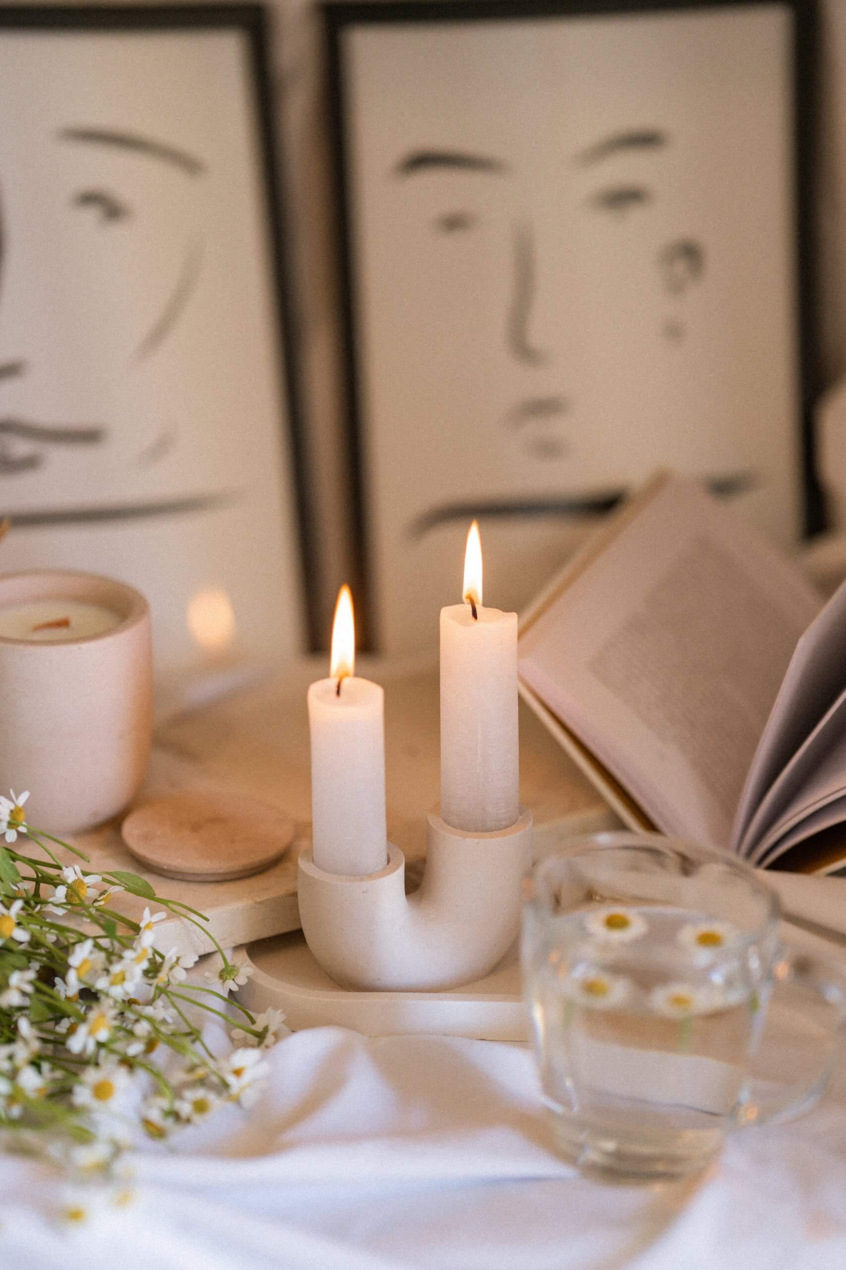 Home-Decor, Dekorationen, Keramik, Bücher, Geschirr, Besteck, Blumen. Private Label, White-Label, Lohnherstellung Vase, Kissen, Decke