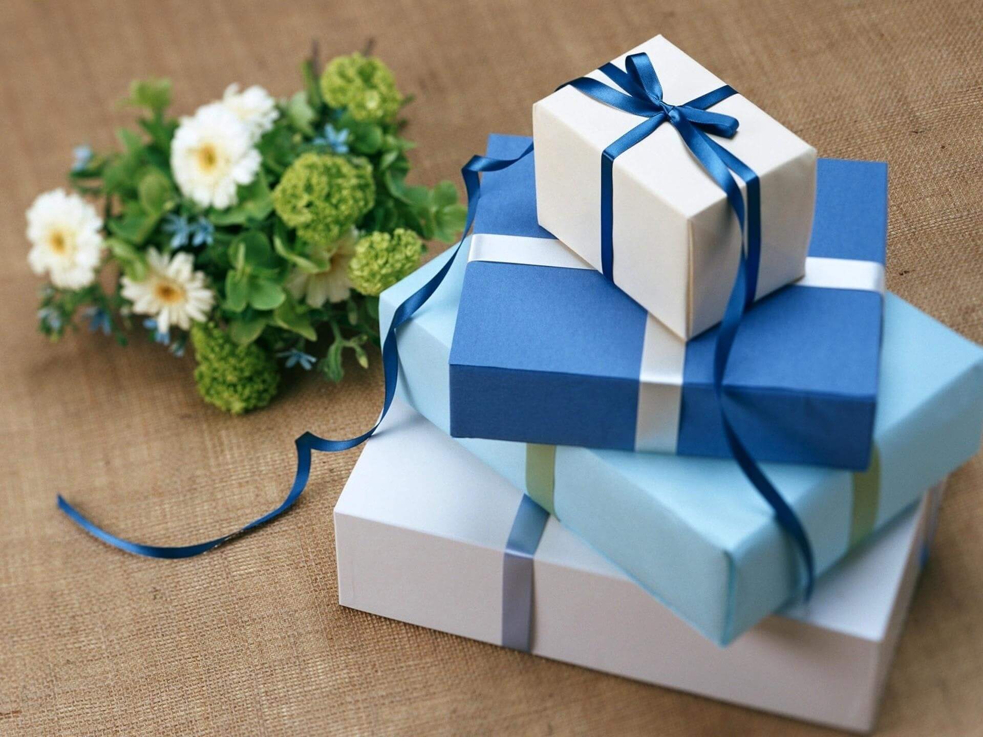 portuguese, brand, portugal, Portuguese, ceramics, tableware, tiles, sportswear, vase, flowers, D2C, private label, white-label, contract manufacturing.