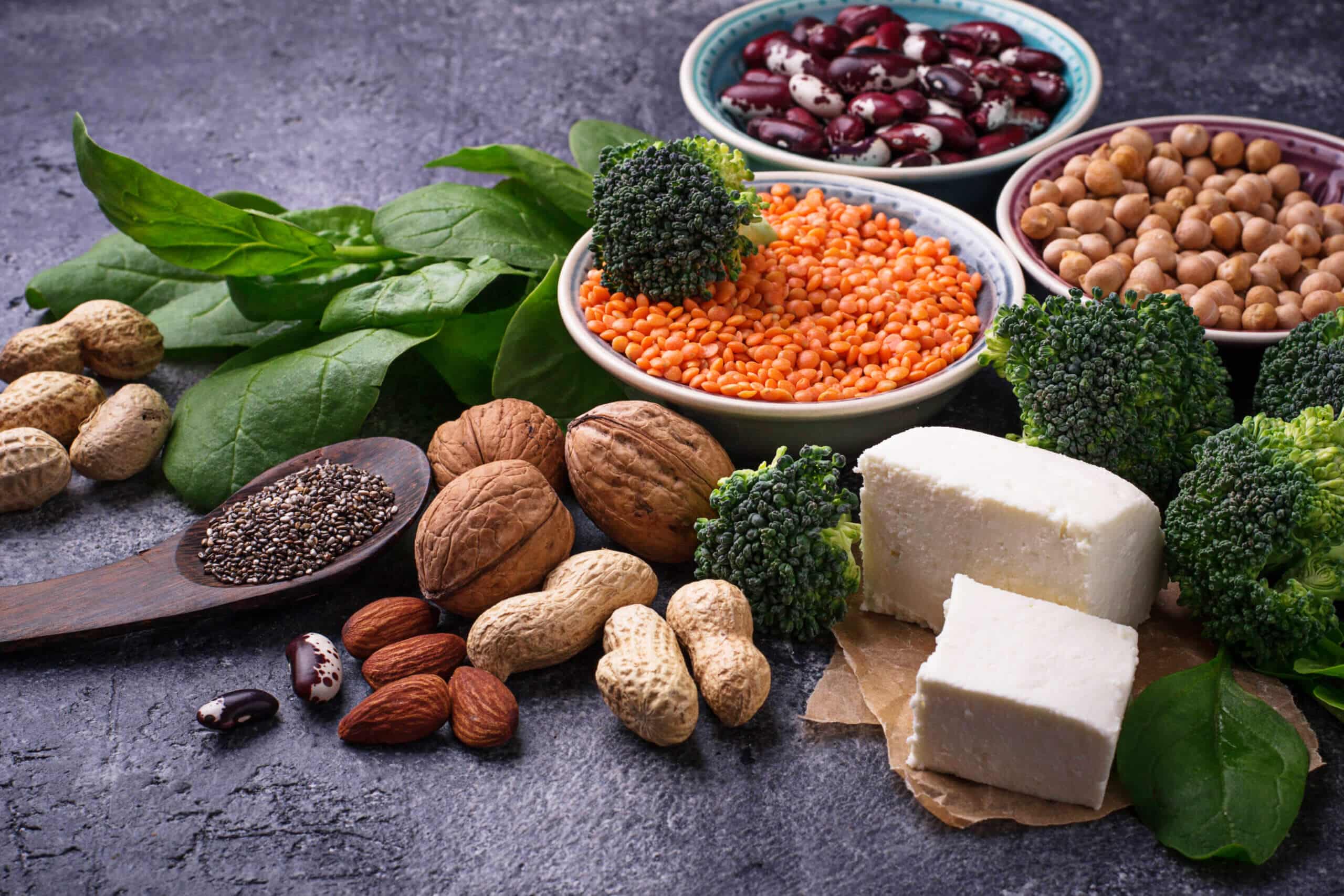 Vegane Proteinquellen. Konzept für gesunde Ernährung. Selektiver Fokus