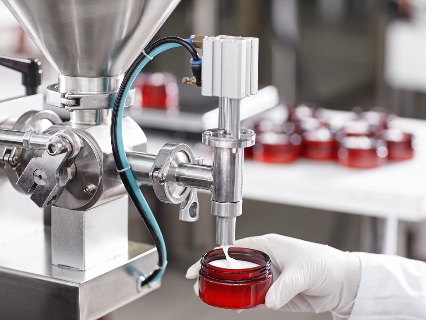 Choosing the Right European Contract Manufacturer for Your Cosmetics Line