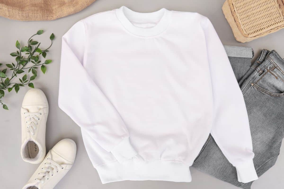 White hoodie presenting a finished product
